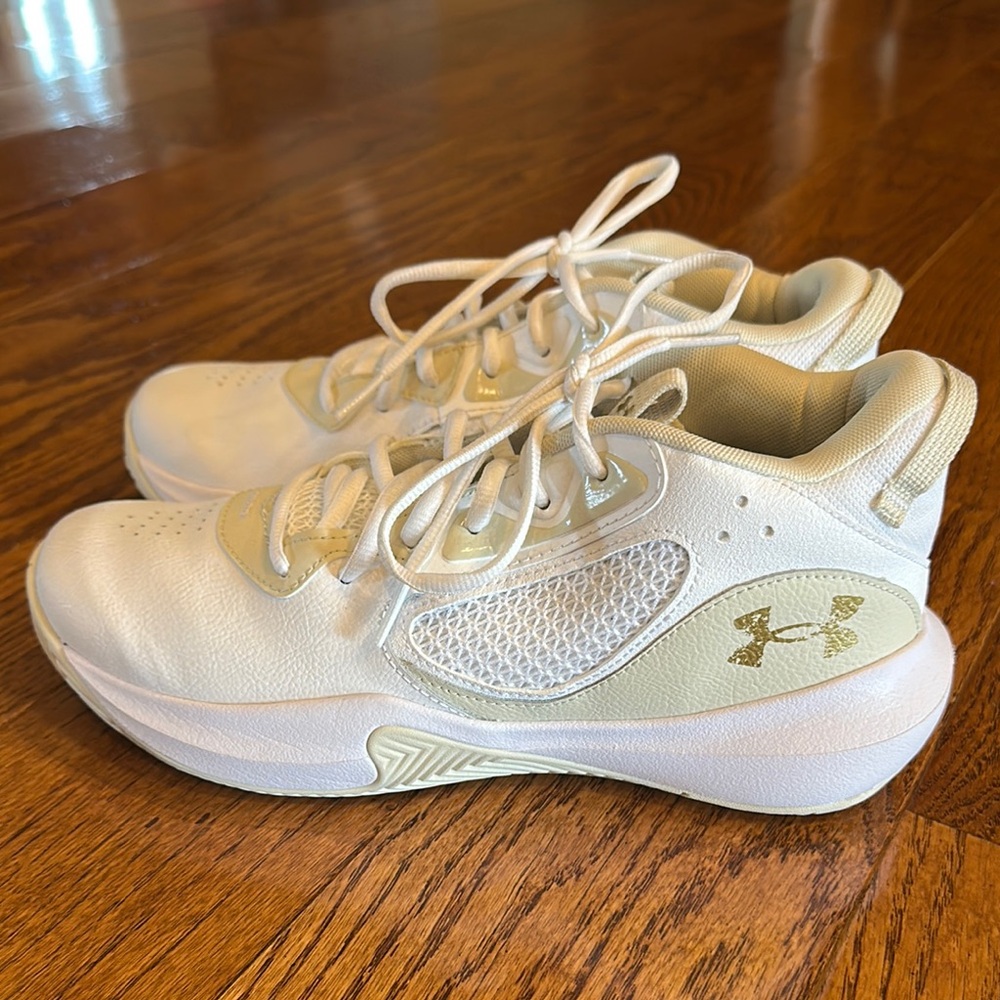 Under Armour Beige Athletic Shoes